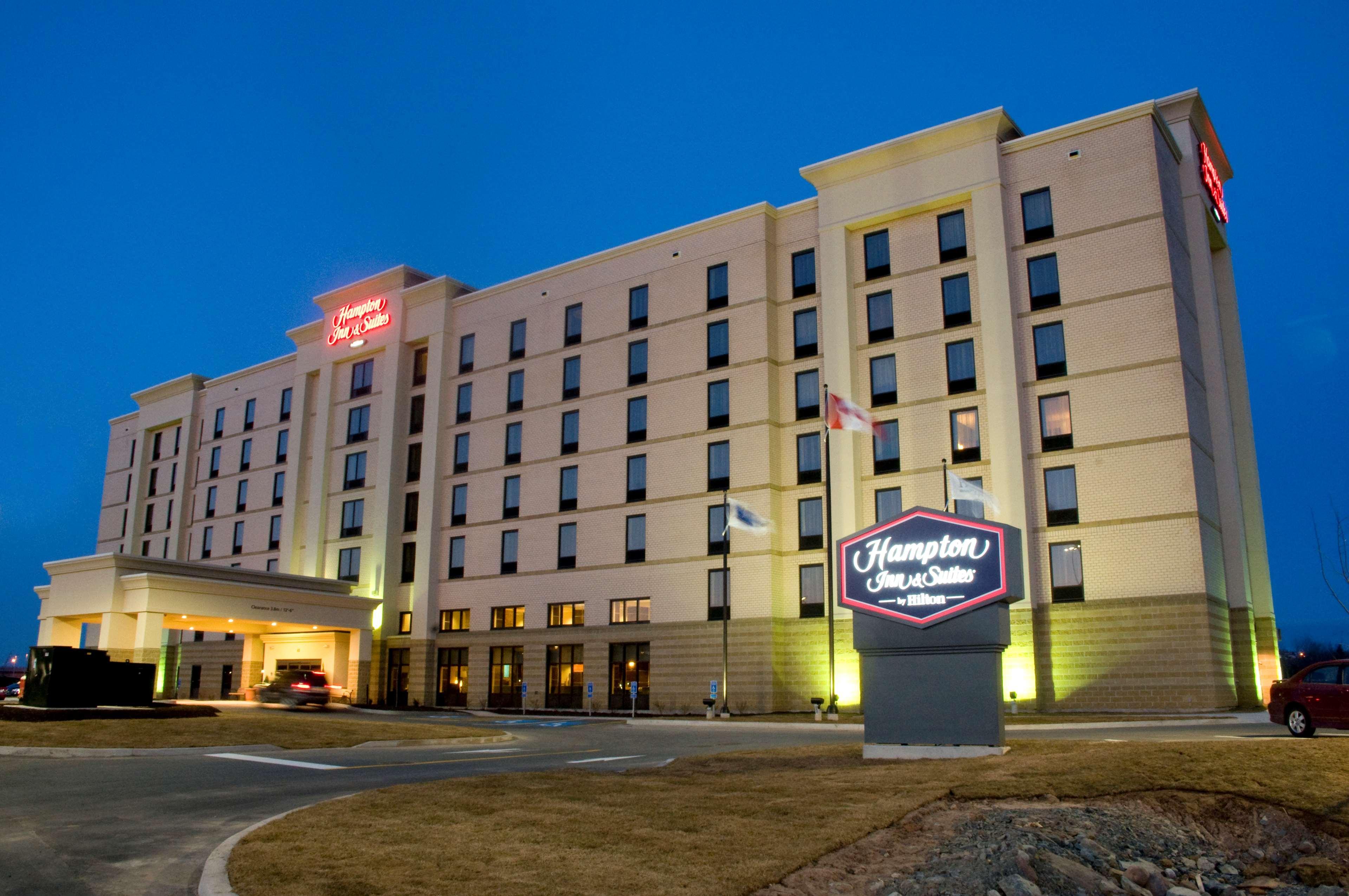 Hampton Inn & Suites By Hilton Dartmouth - Halifax Exterior photo