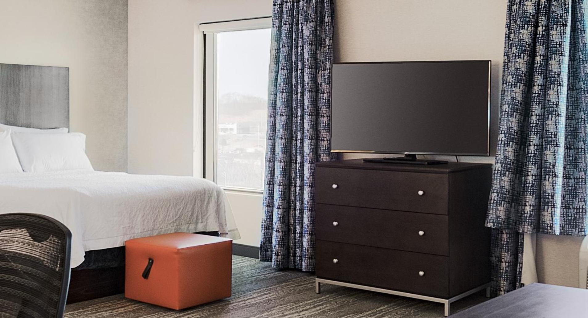 Hampton Inn & Suites By Hilton Dartmouth - Halifax Exterior photo